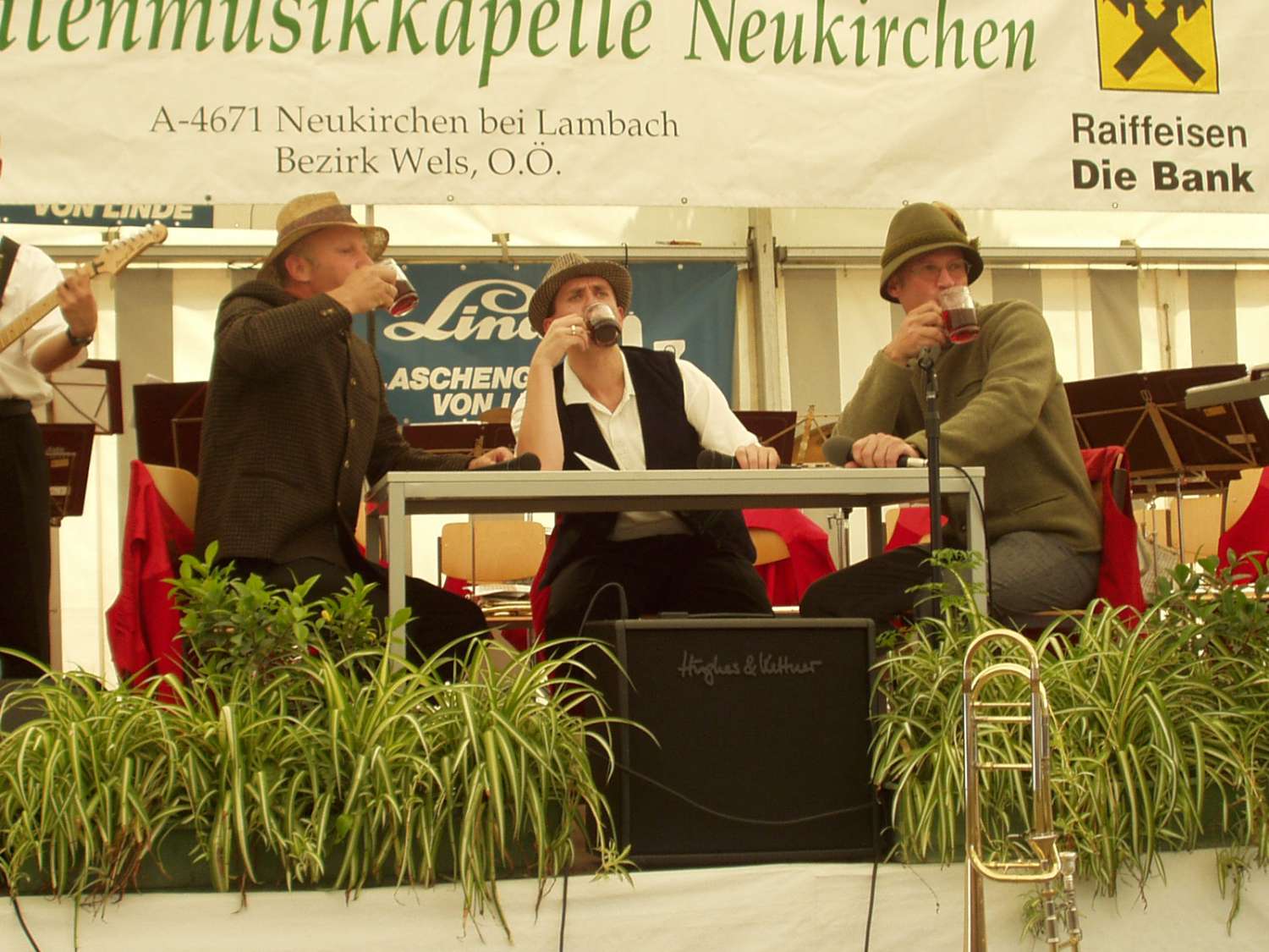 Frühschoppen Rot-Weiß-Lambach am Firmengelände der Fa. Neuwirth