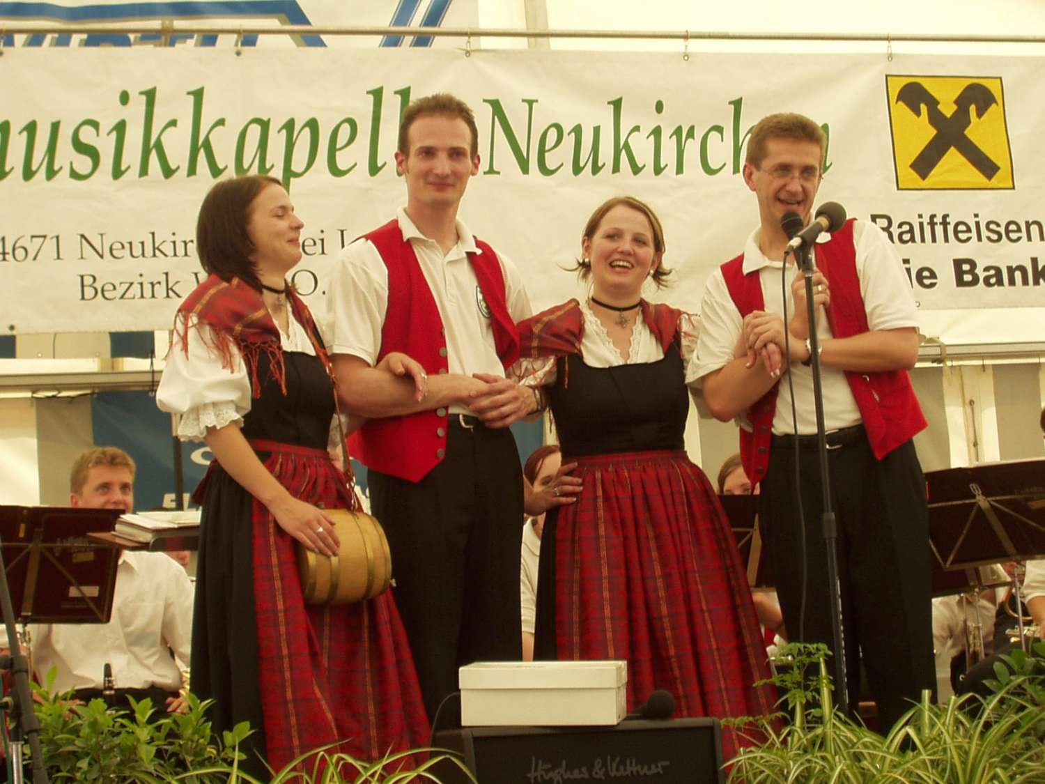 Frühschoppen Rot-Weiß-Lambach am Firmengelände der Fa. Neuwirth