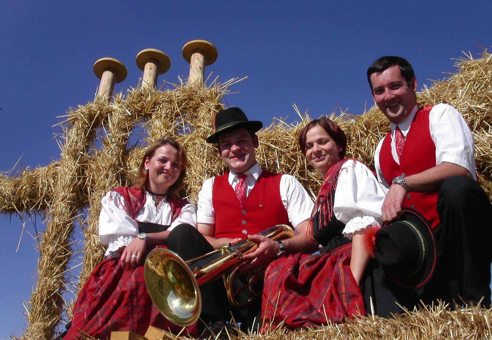 Bezirksmusikfest 2005 - Fotoshooting Krone