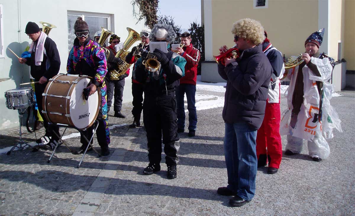 Faschingsumzug in Neukirchen