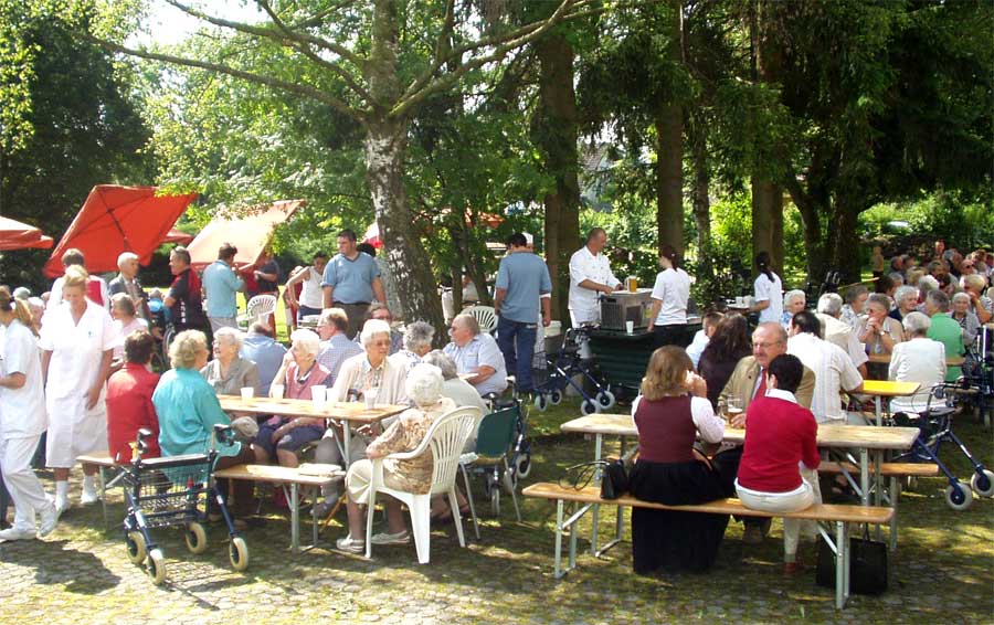 Frühschoppen im Bezirksaltenheim Lamach