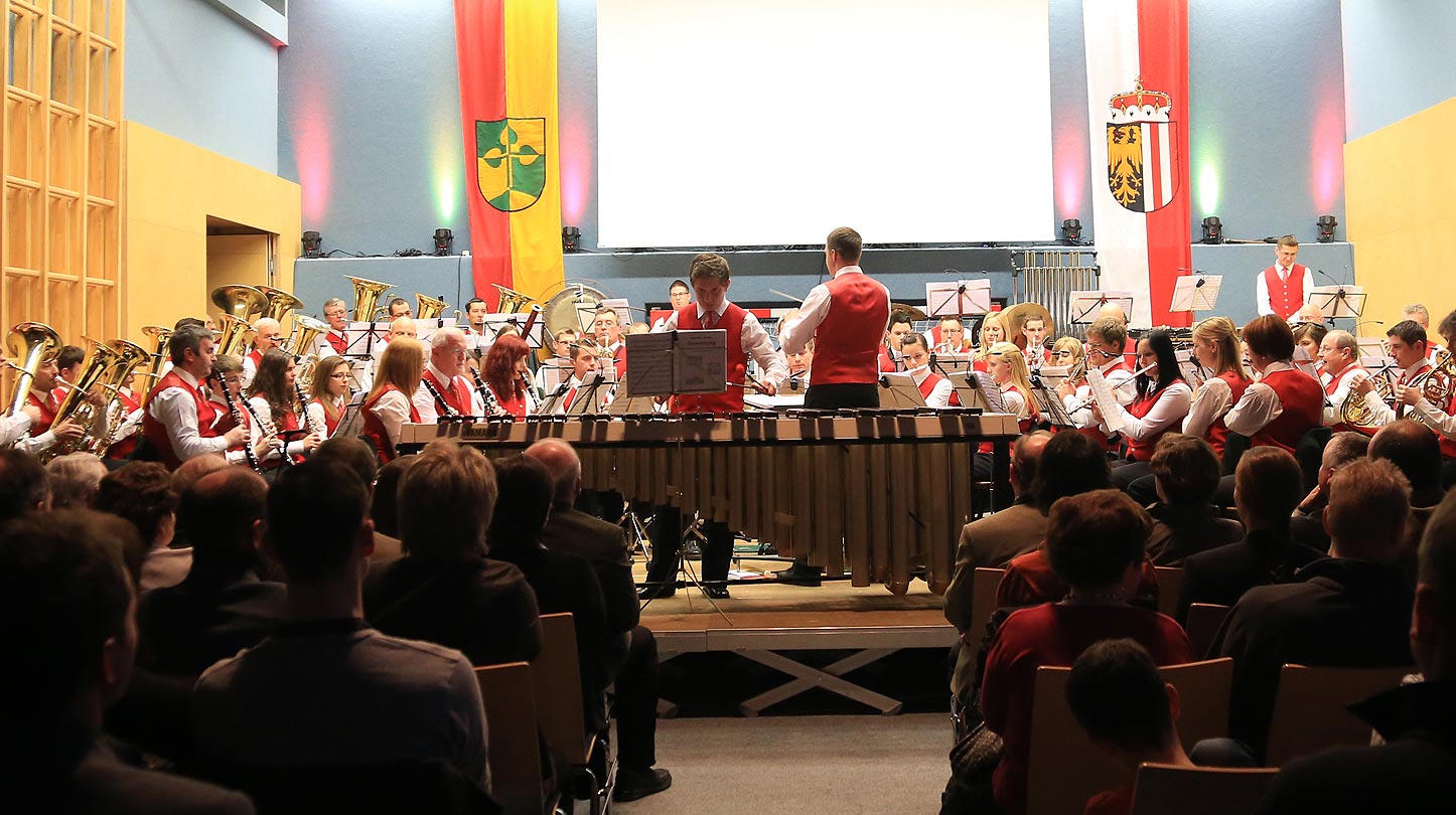 Frühjahrskonzert der TMK Neukirchen bei Lambach 2013