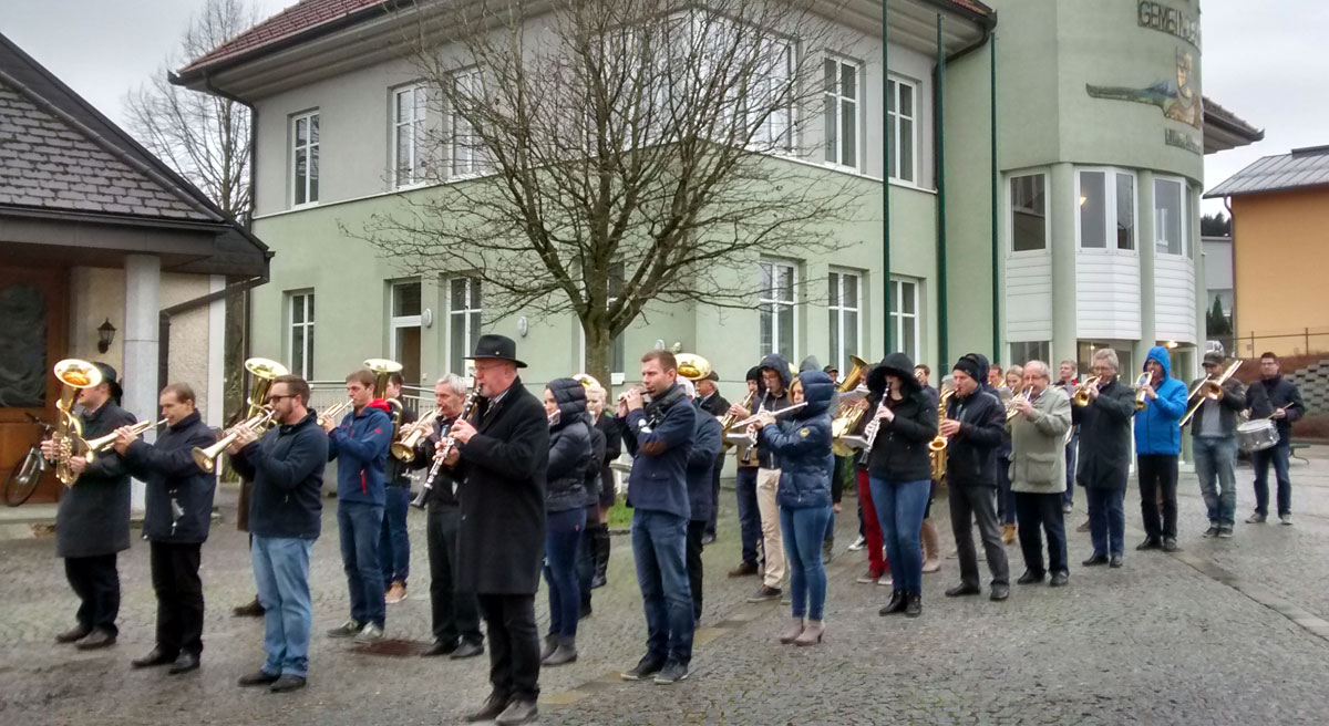 Ständchen zum 80er von Maria Weichselbaumer