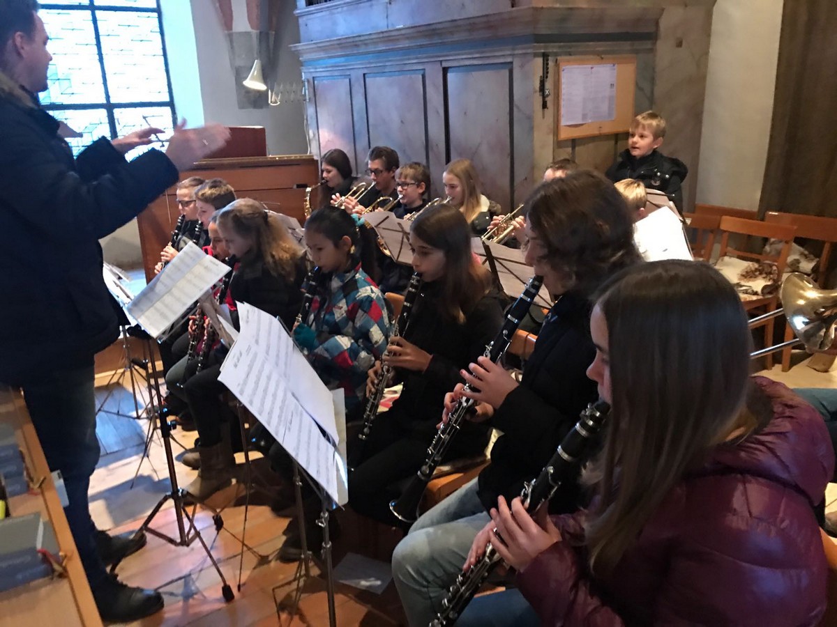 Jungmusiker Adventgottesdienst