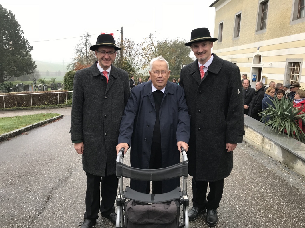 Ständchen zum 85er von Pater Theoderich Doppler