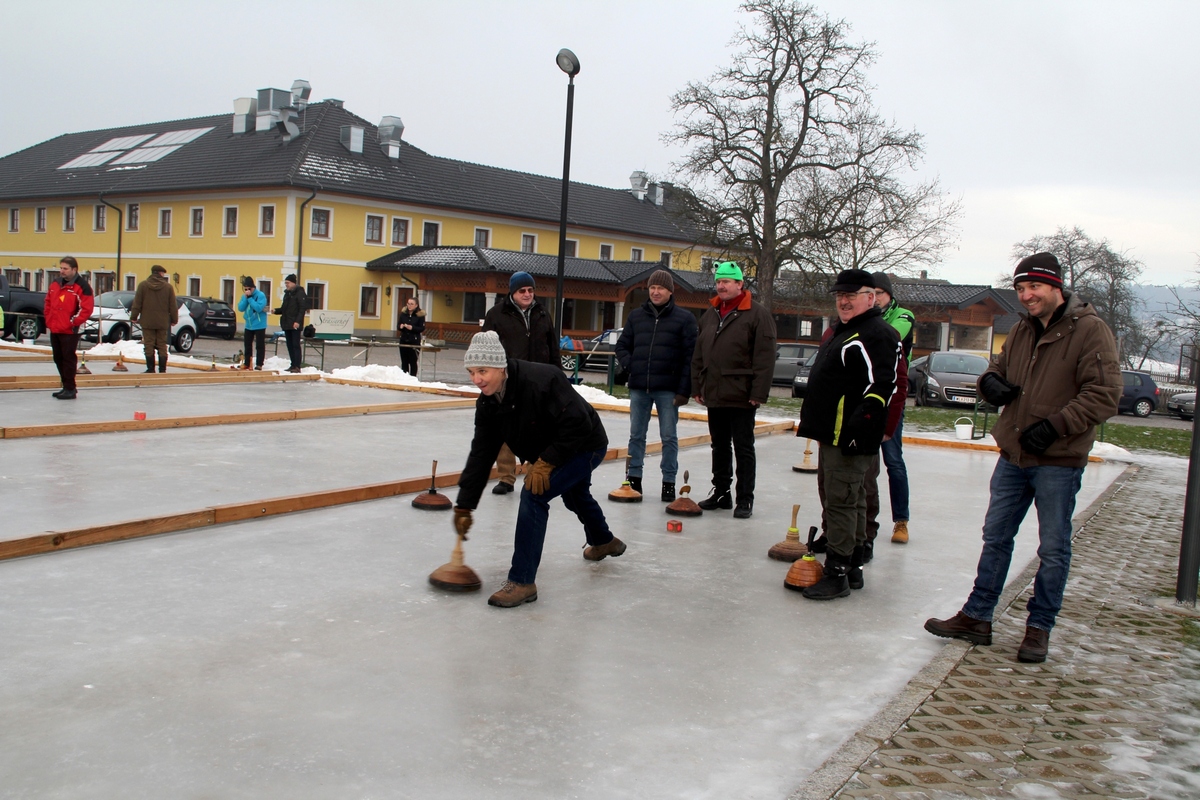 Bezirksmeisterschaft Eisstockschießen