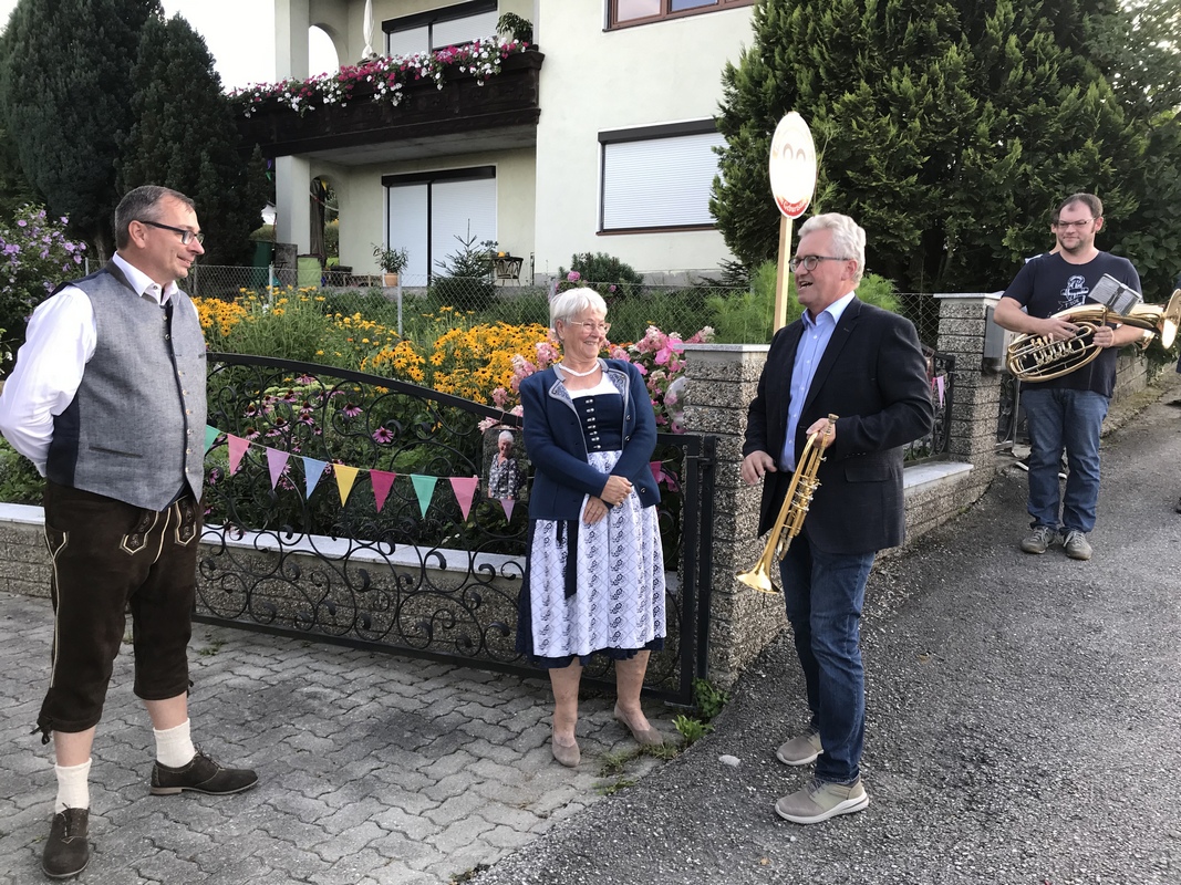 Ständchen zum 80er von Barbara Axtmann