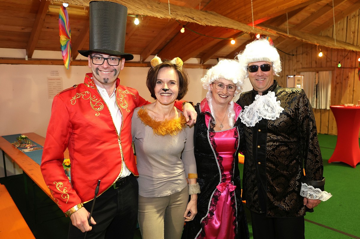 Fasching z'Neikircha 2024