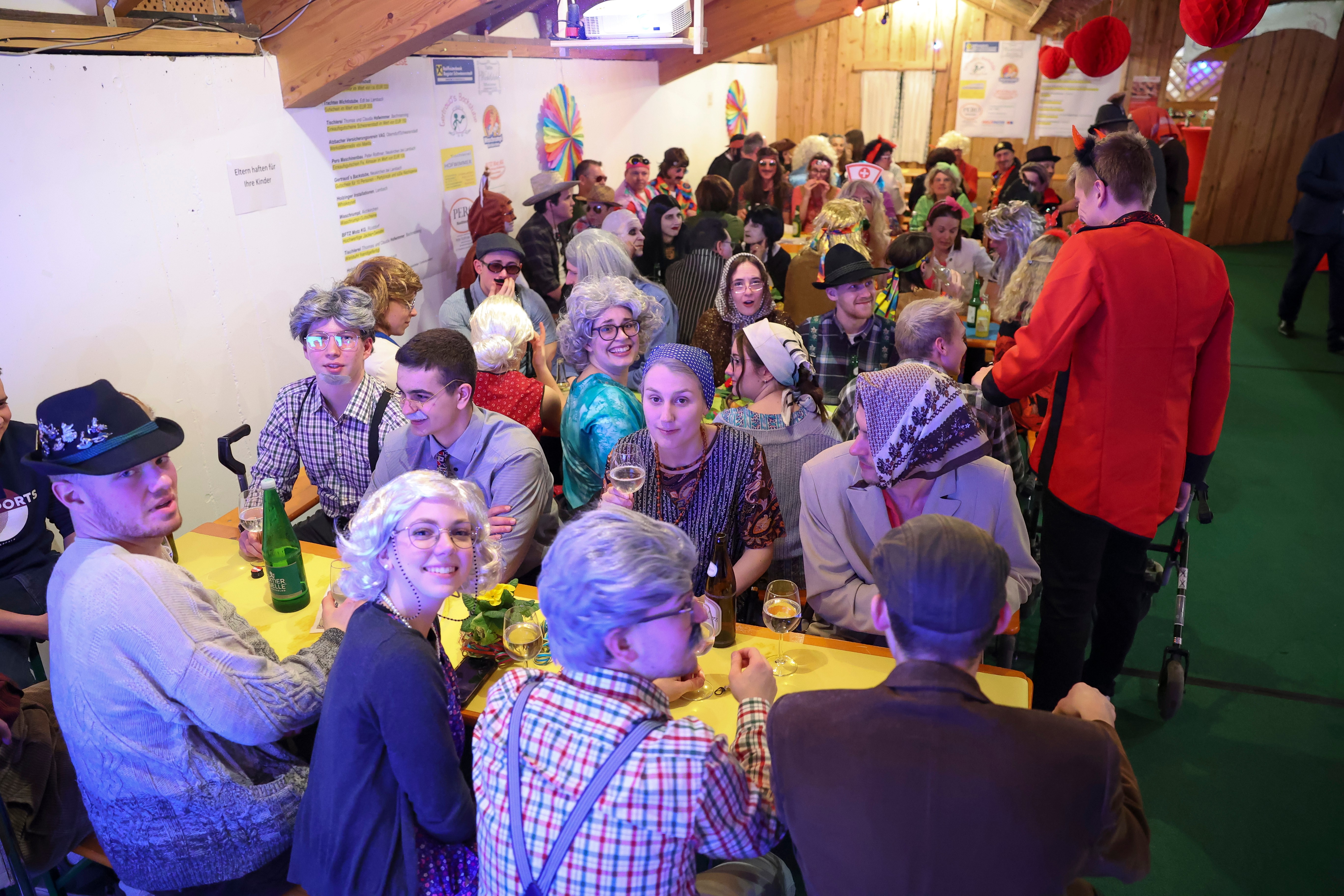 Fasching z'Neikircha 2025
