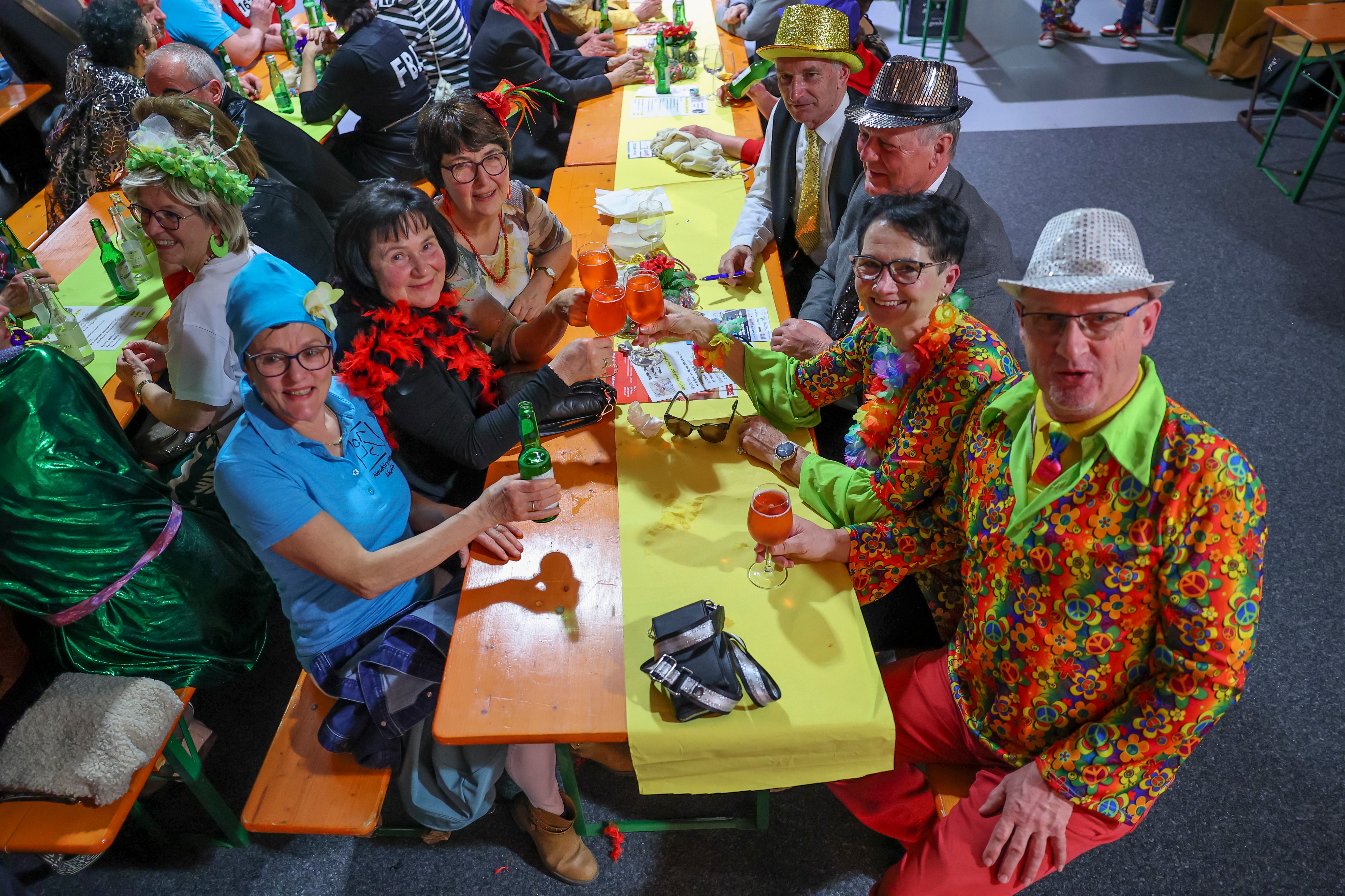Fasching z'Neikircha 2025