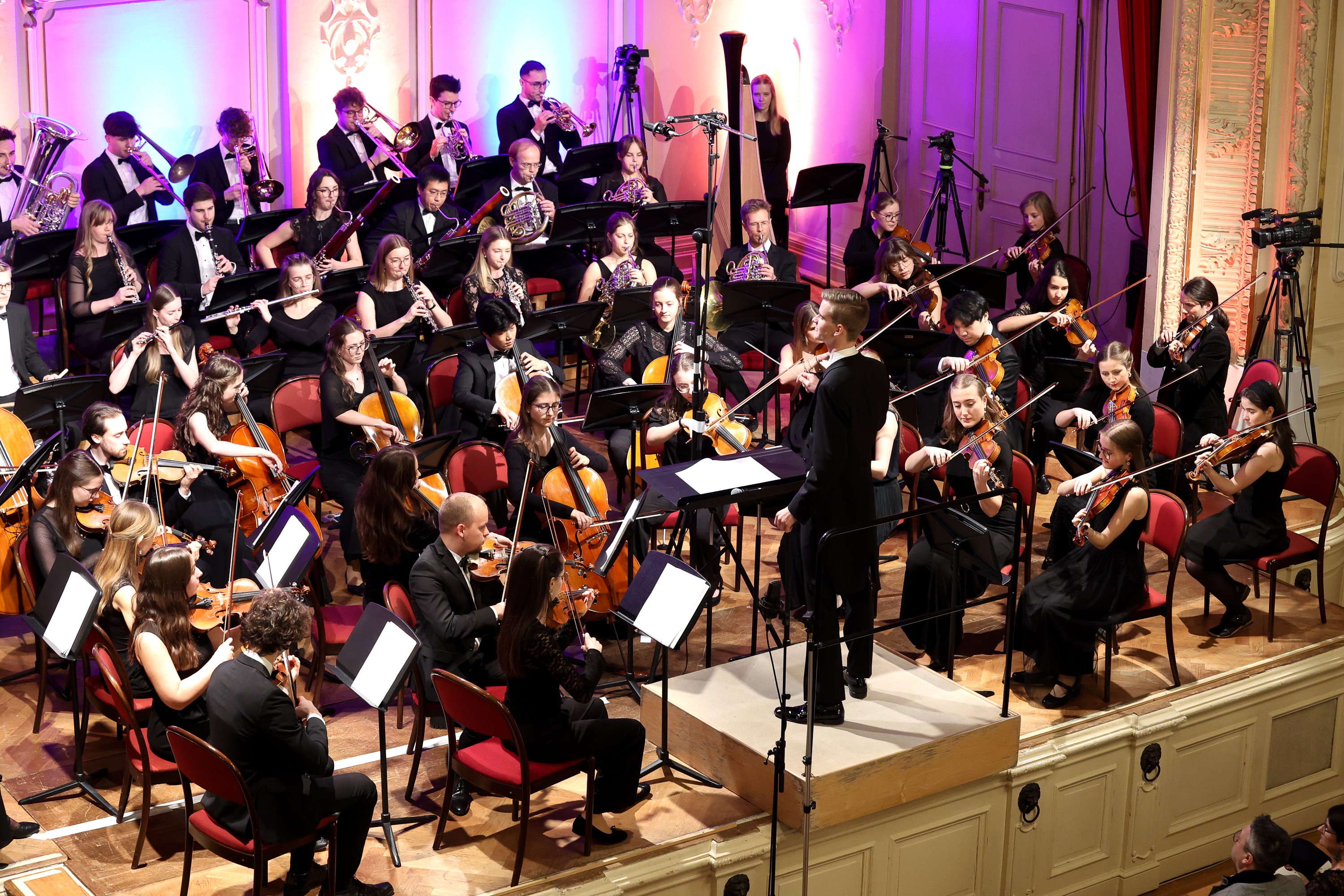Kulturfahrt zum Neujahrskonzert der OÖ Philharmonie 2026 Kulturfahrt zum Neujahrskonzert der OÖ Philharmonie 2026