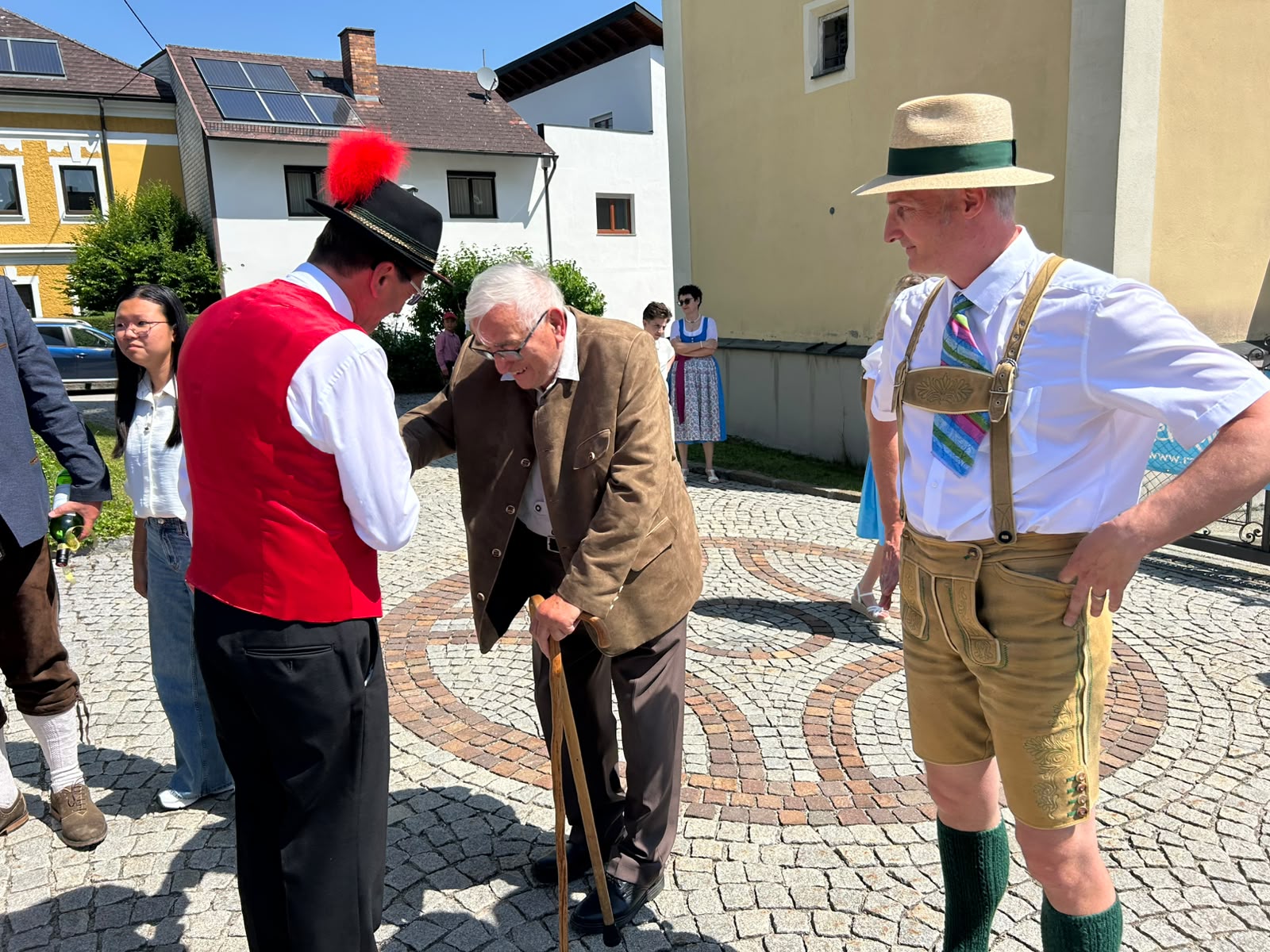 Ständchen zum 85er von Klaus-Dieter Axtmann Ständchen zum 85er von Klaus-Dieter Axtmann
