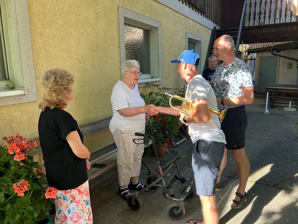Ständchen zum 80er von Theodora Oberndorfer Ständchen zum 80er von Theodora Oberndorfer