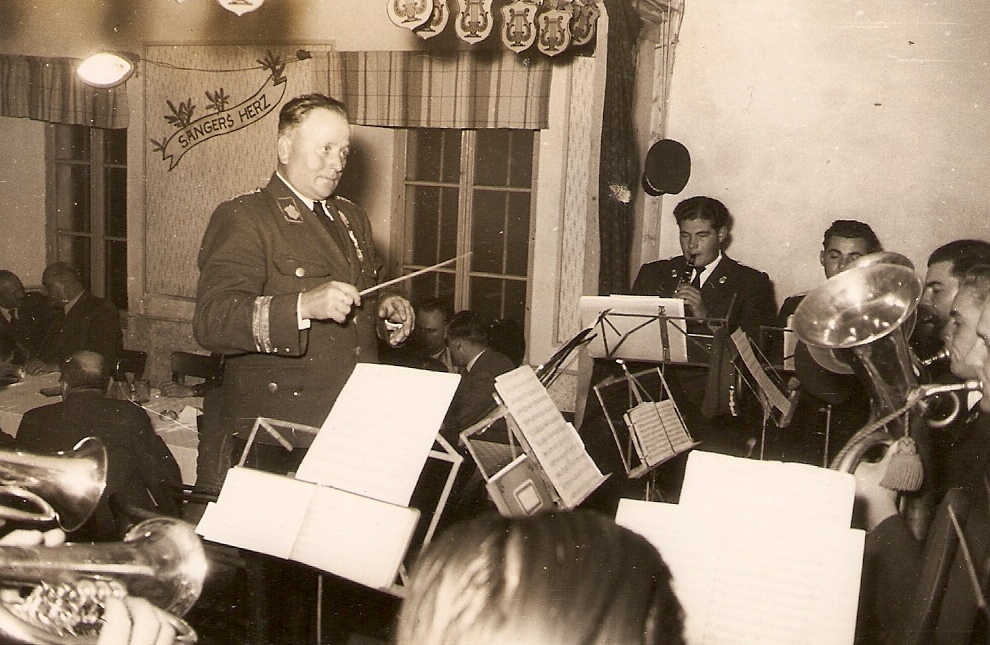 Eröffnung der Wasserversorgung Aichkirchen 1953