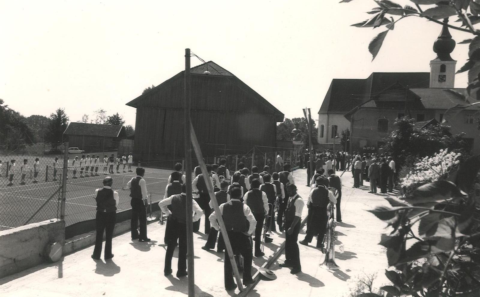 Spatenstich Volksschule und Eröffnung Tennisplatz Neukirchen