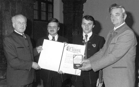 8. Ehrung und Verleihung der Prof. Franz Kinzl Medaille 1987