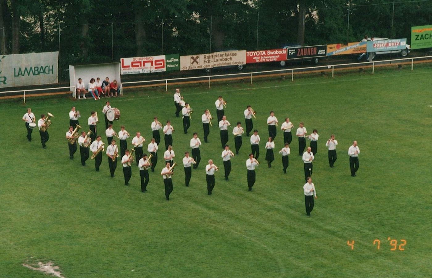Rasenshow am Sportplatz Lambach