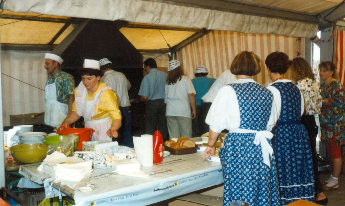 Bezirksmusikfest 1993 in Neukirchen bei Lambach