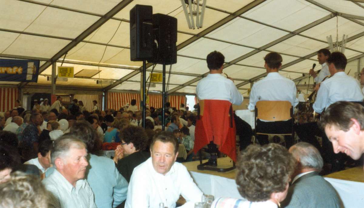 Bezirksmusikfest 1993 in Neukirchen bei Lambach